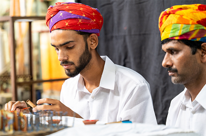Preserving Tradition: The Craftsmanship of Meenakari Pens