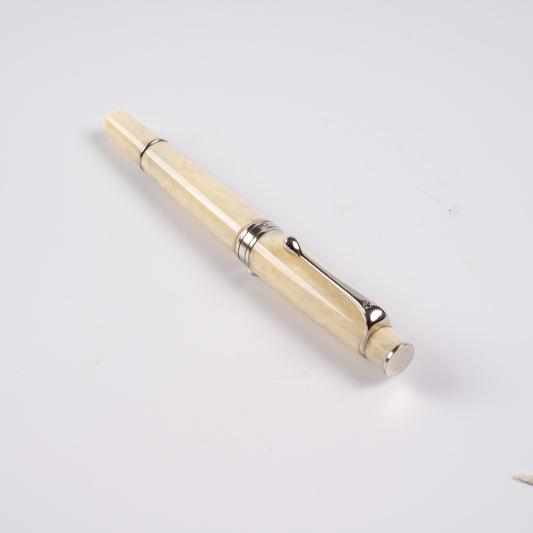 Royale Rare Fountain Pen Ivory