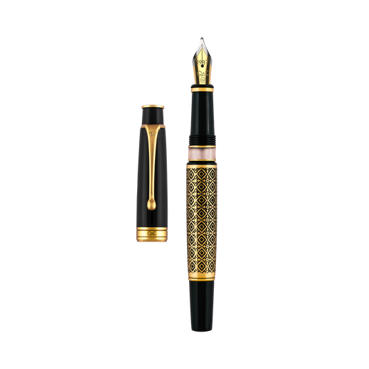 Royale Ebony Diamond Fountain Pen