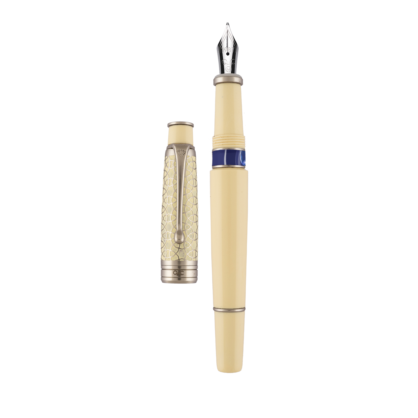 Royale Ivory Platinum Fountain Pen