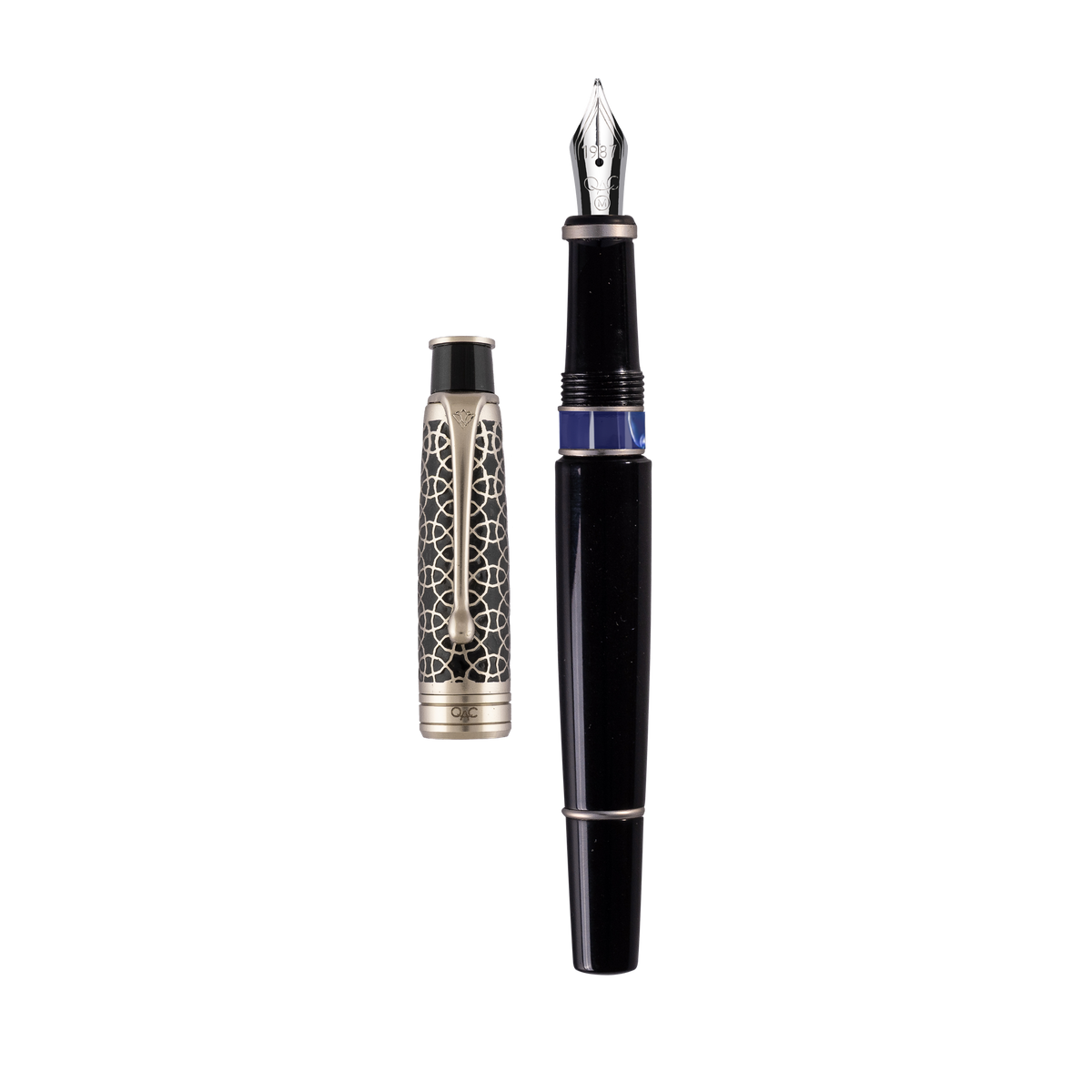 Royale Ebony Platinum Fountain Pen