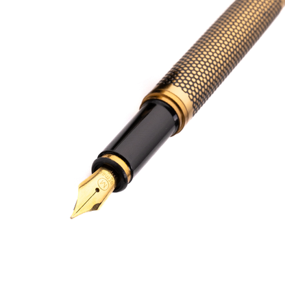 Tulip Ebony Polka Dot Fountain Pen