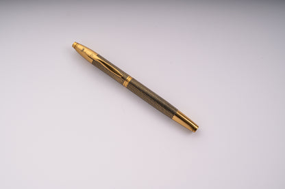 Effex Ebony Polka Dot Fountain Pen