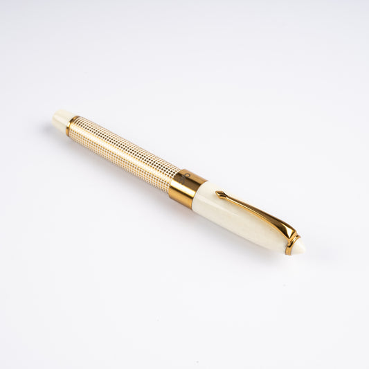 Epic Ivory X Hatch Fountain Pen