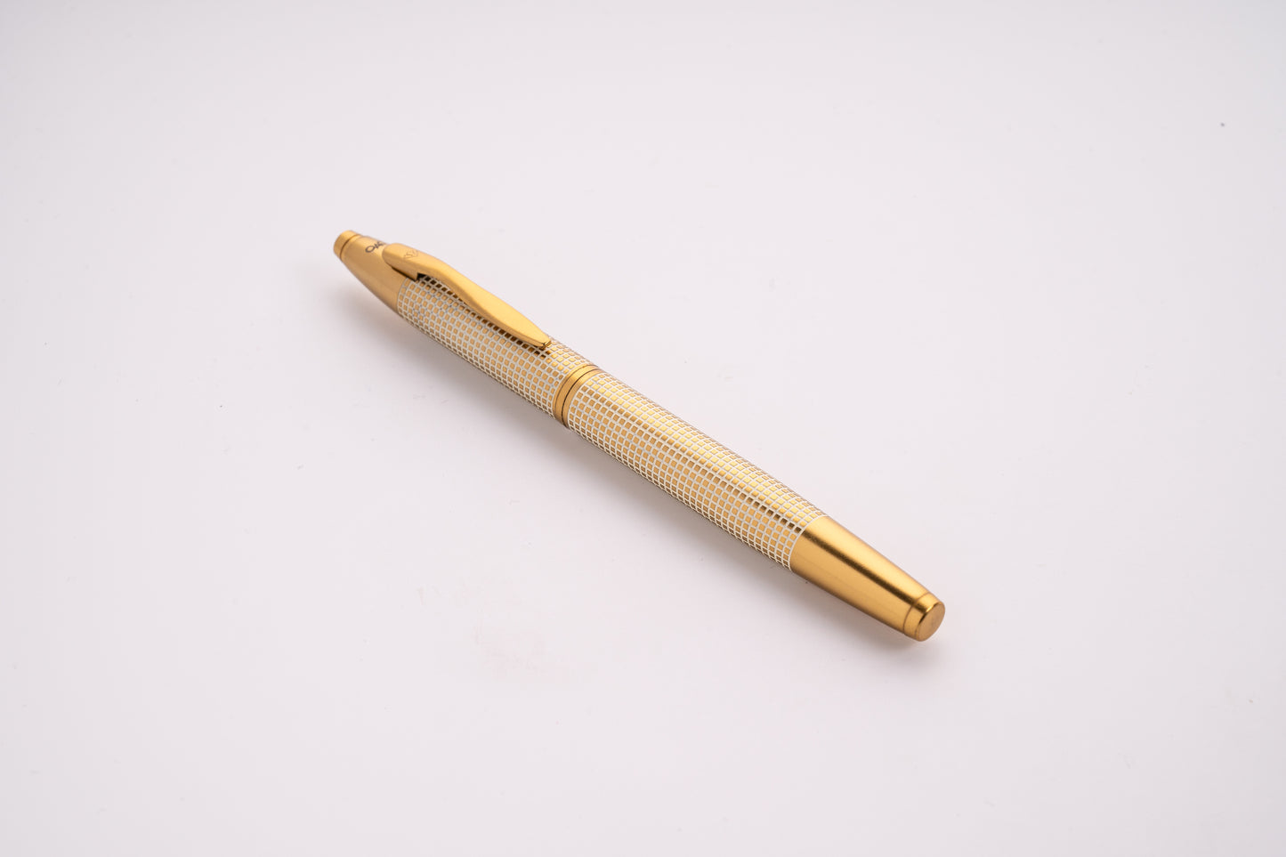 Effex Ivory X Hatch Roller Ball Pen