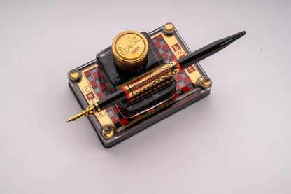 Check & Mate - Queen