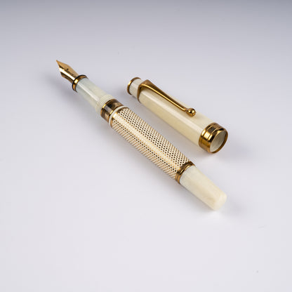 Royale Ivory Polka Dot Fountain Pen