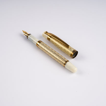 Tulip Ivory Diamond Fountain Pen