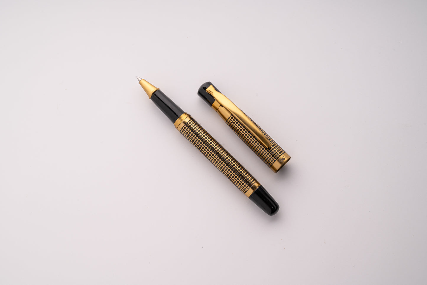 Tulip Ebony X Hatch Roller Ball Pen