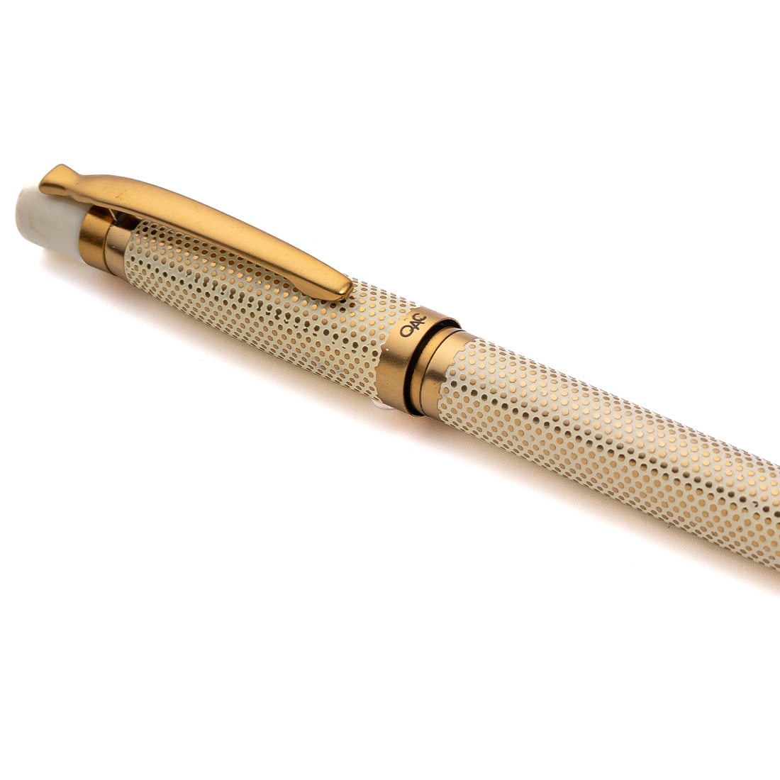 Tulip Ivory Polka Dot Fountain Pen