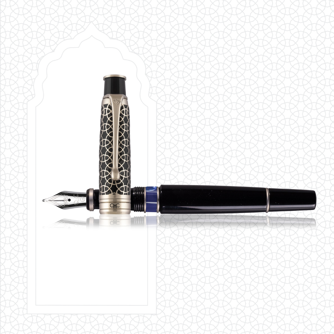 Royale Ebony Platinum Fountain Pen