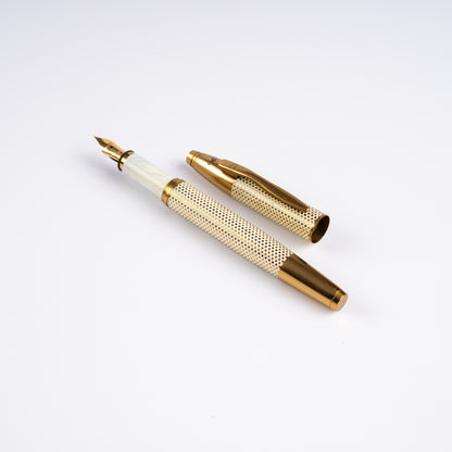 Effex Ivory Polka Dot Fountain Pen