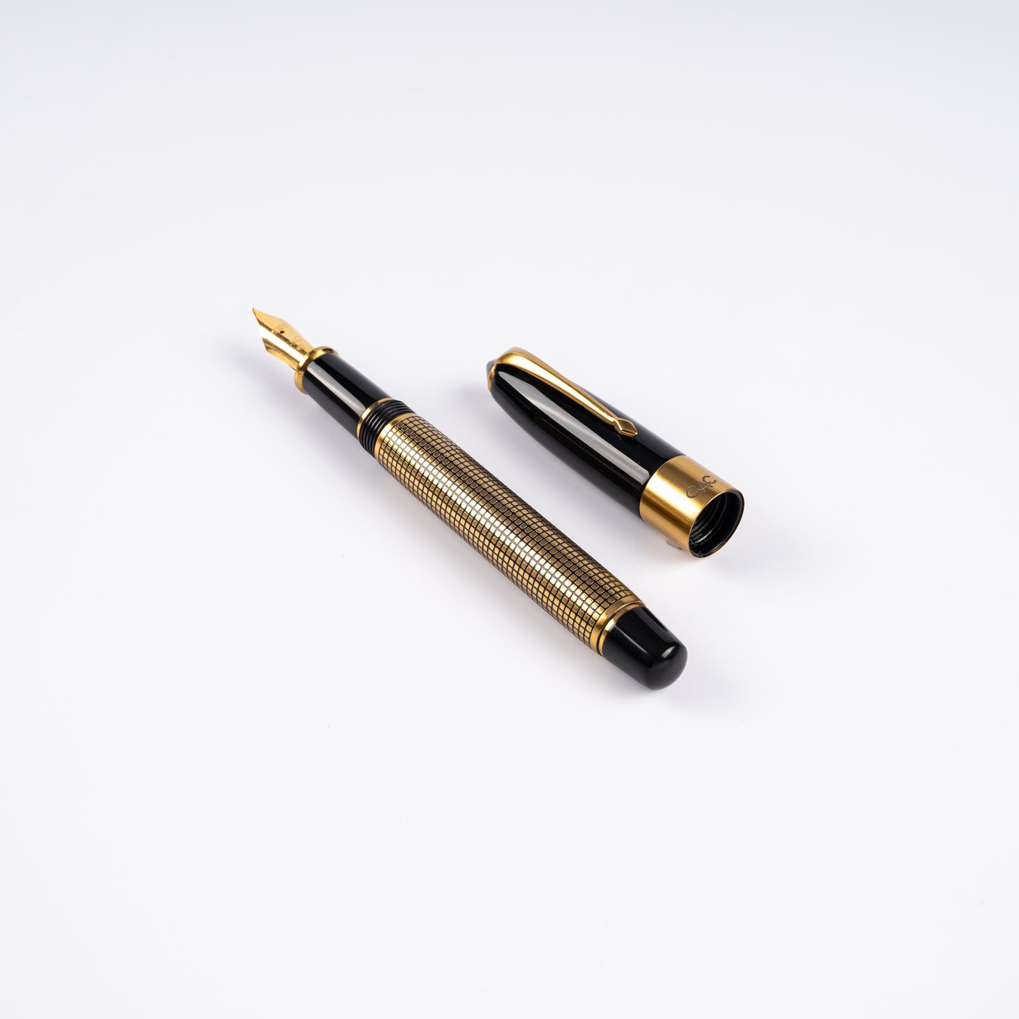 Epic Ebony X Hatch Fountain Pen