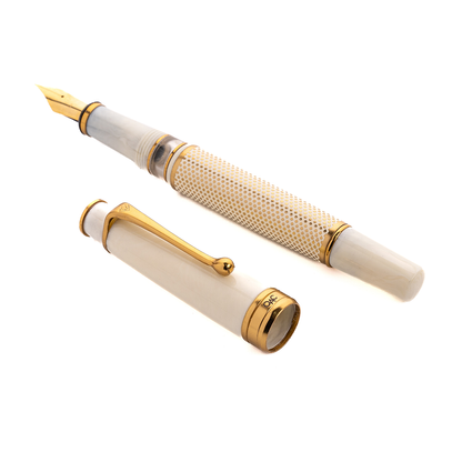Royale Ivory Polka Dot Fountain Pen