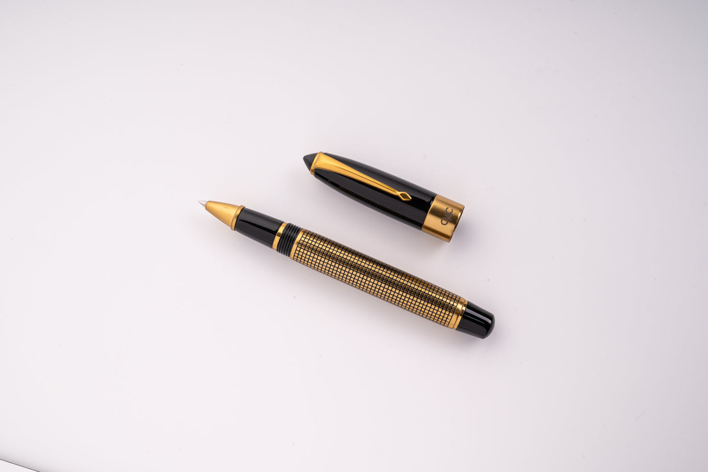 Epic Ebony X Hatch Roller Ball Pen