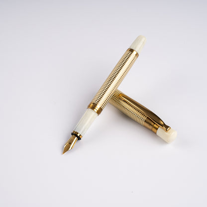 Tulip Ivory X Hatch Fountain Pen