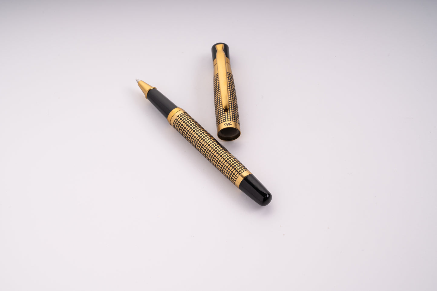 Tulip Ebony X Hatch Roller Ball Pen