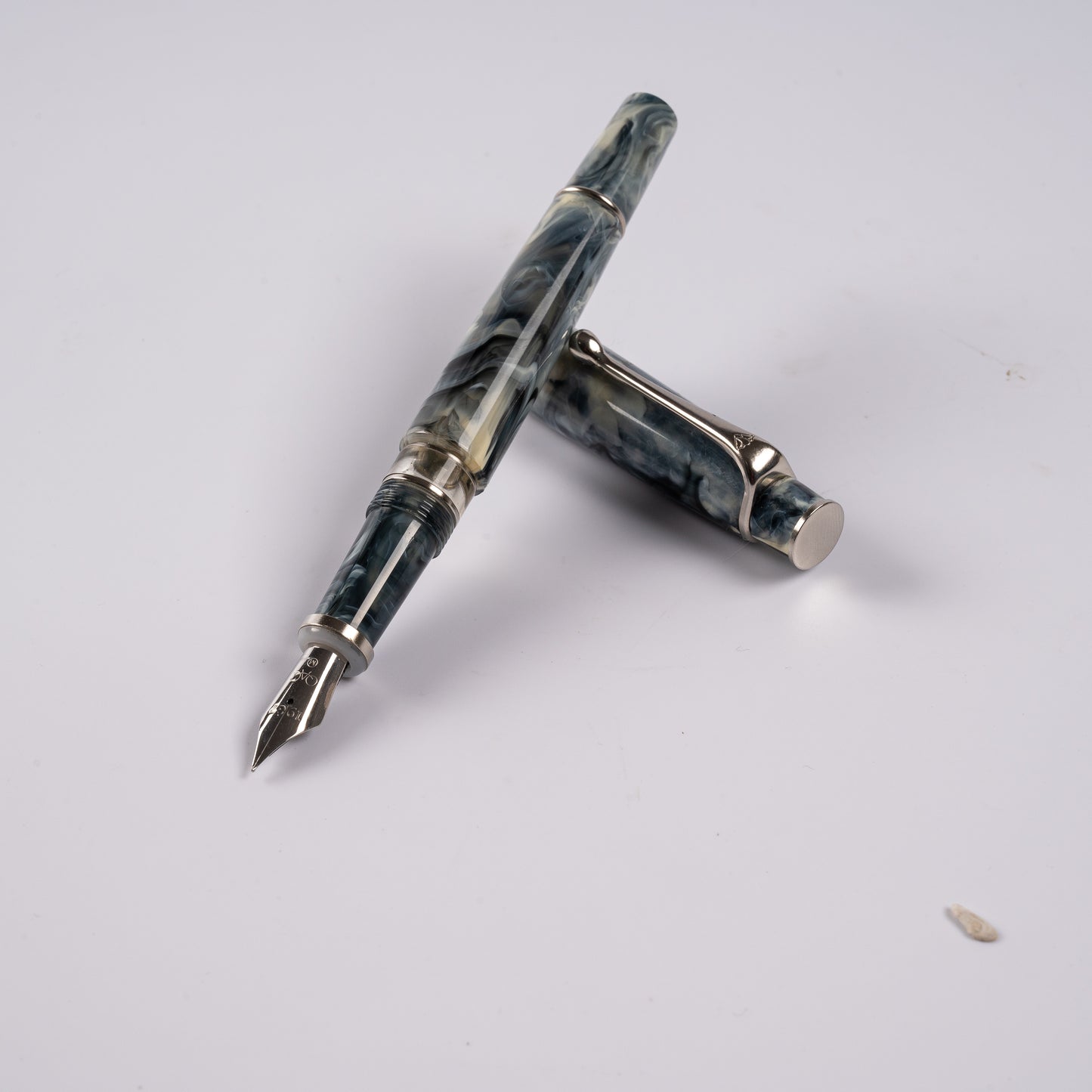 Royale Rare Fountain Pen Black