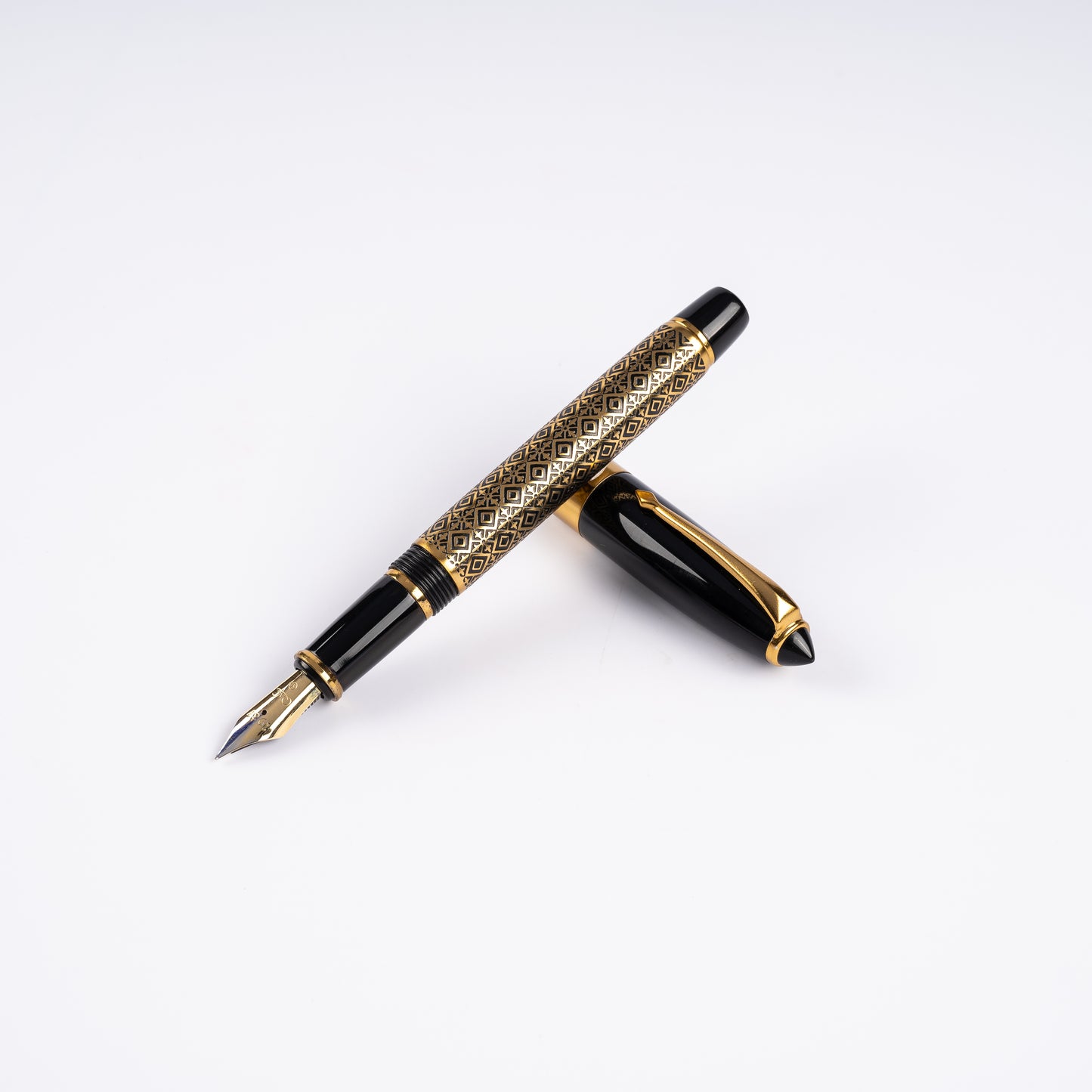 Epic Ebony Diamond Fountain Pen