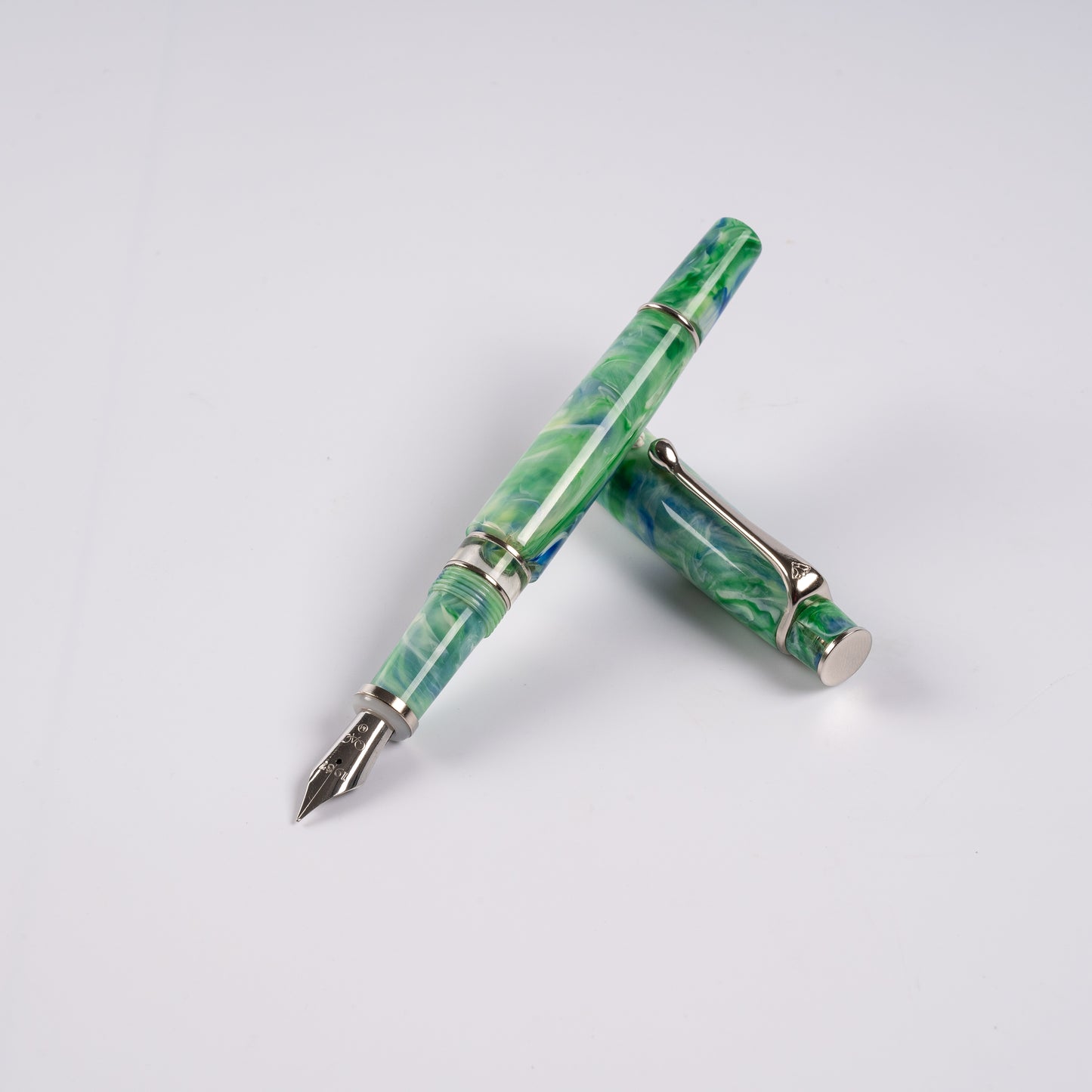 Royale Rare Fountain Pen Green