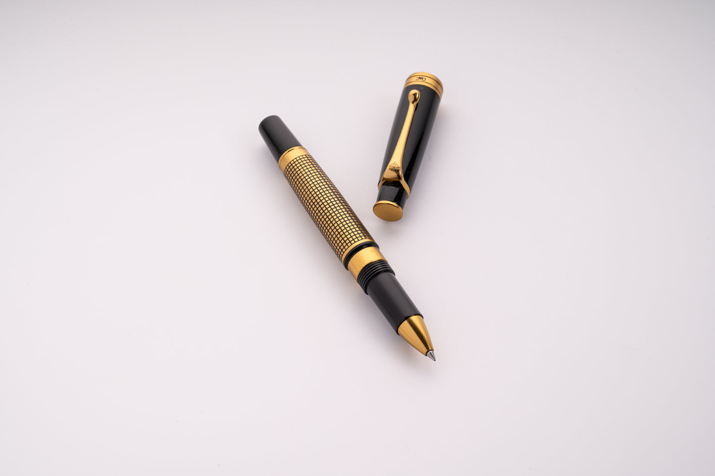 Royale Ebony X Hatch Roller Ball Pen