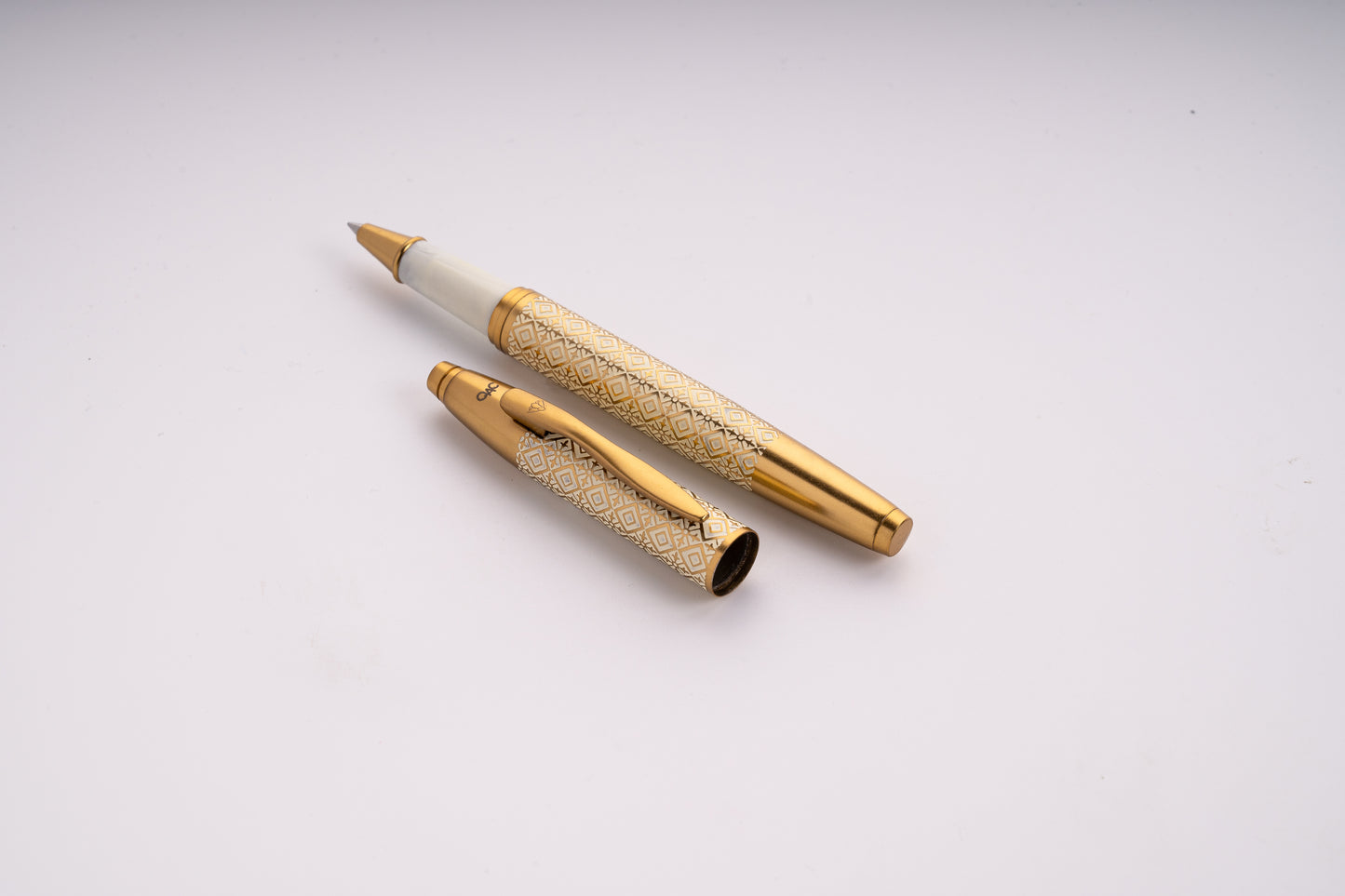 Effex Ivory Diamond Roller Ball Pen