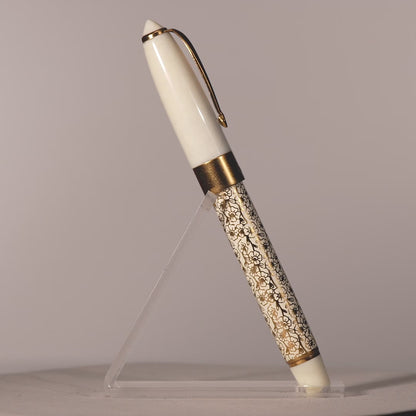 Epic Ivory Blossom Fountain Pen