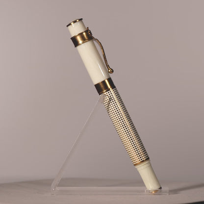 Autograph Ivory X Hatch Fountain Pen