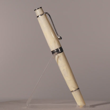 Royale Rare Fountain Pen Ivory