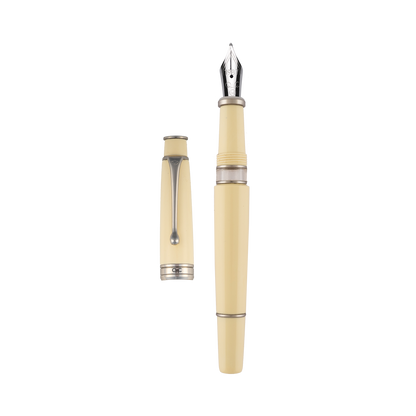 Royale Classic Fountain Pen Ivory Platinum Diplomat
