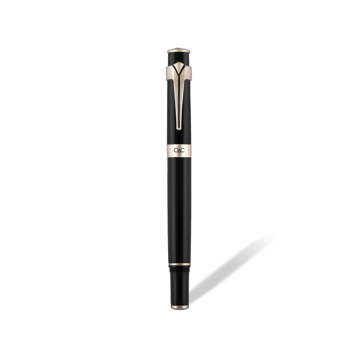 Valor Classic Fountain Pen Black Platinum Diplomat